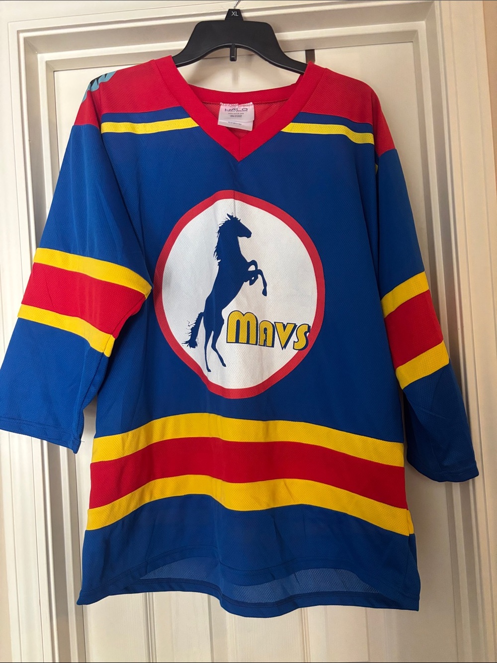 Halo XL KC Mavs Hockey shirt  with Red and Yellow Stripes